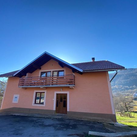 Apartman Kremen Kuterevo Екстериор снимка